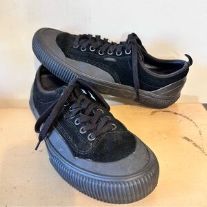 VANS Black Suede Sneakers